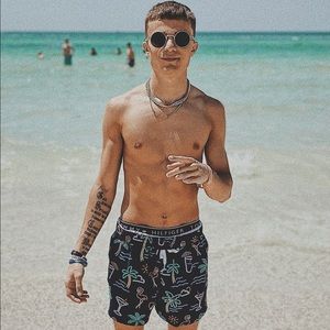 Meet your Posher, Alec